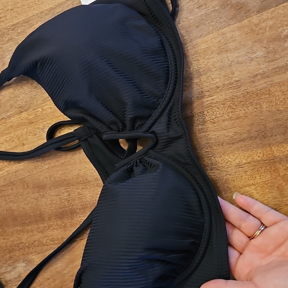 Elegant Black Women's Bra Size Xlarge - Picture 2 of 5